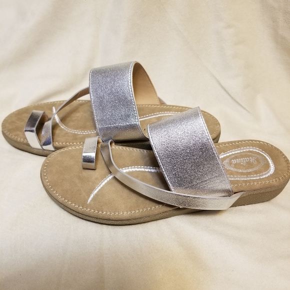 Shoes - Picture 2 of 4